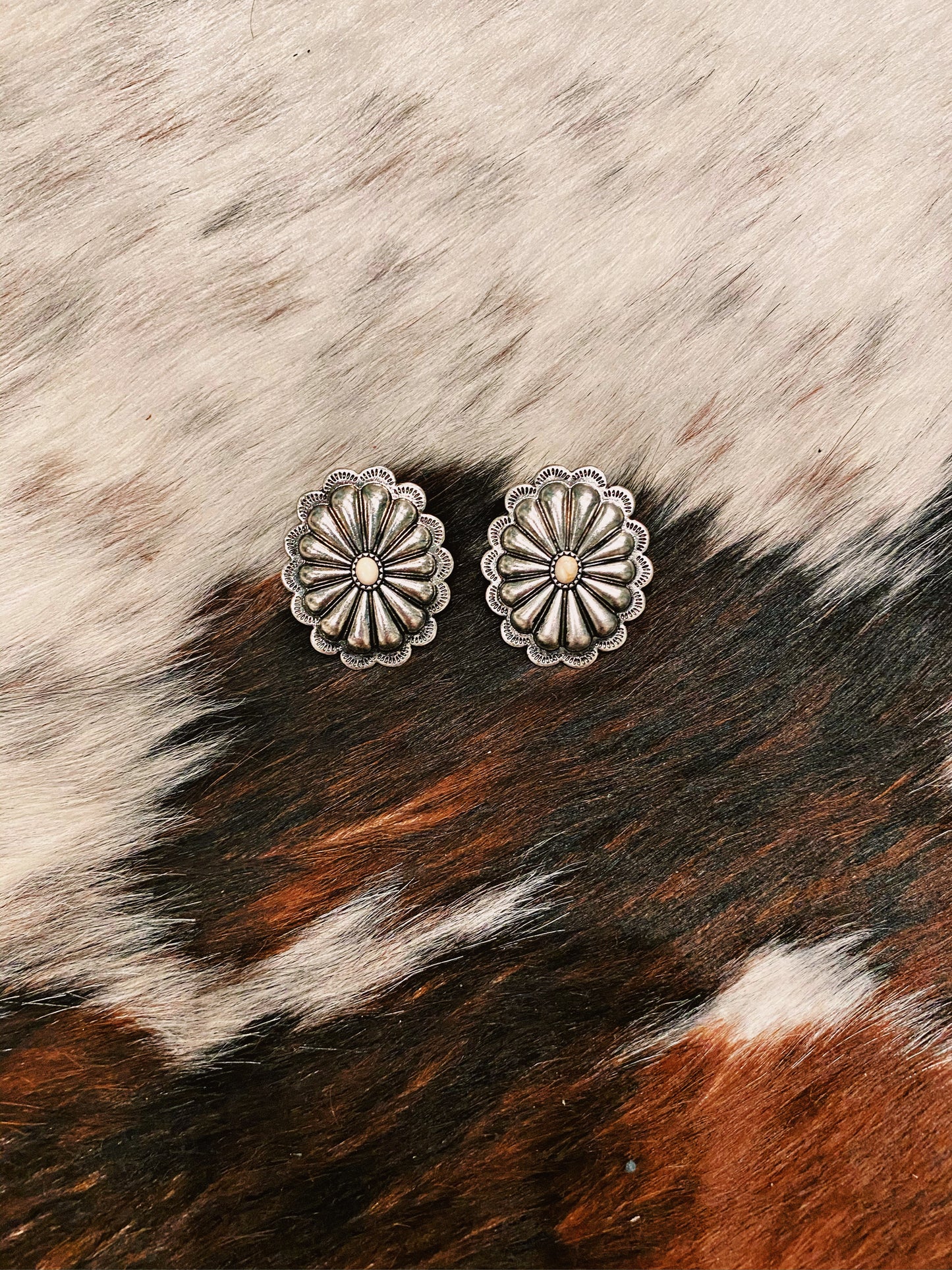 Western silvertone concho earrings