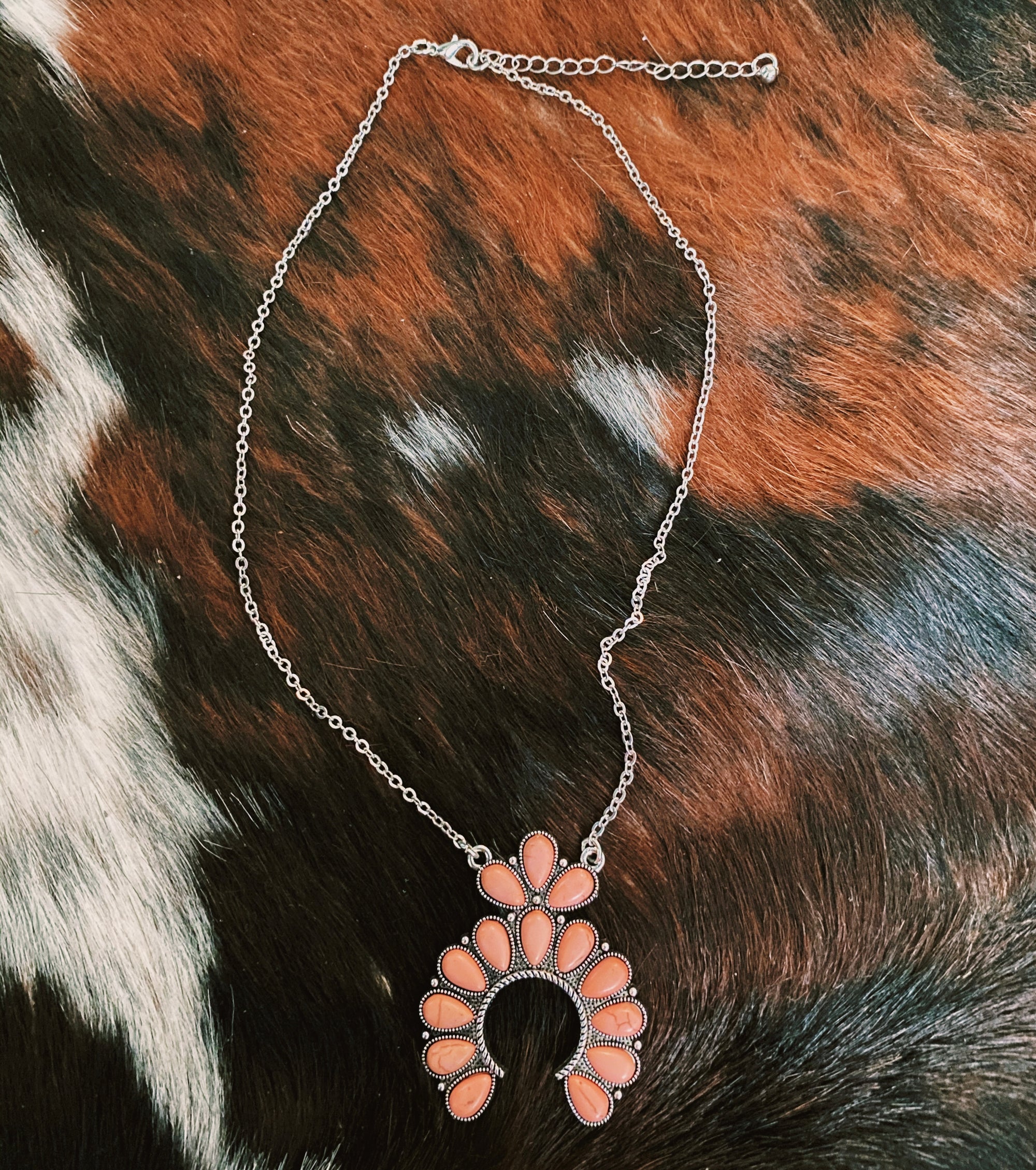 pink-beaded-naja-necklace